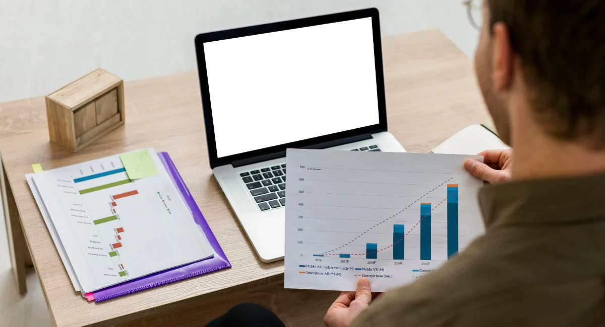 3-Month Cash Forecast.